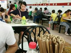 -花溪王记牛肉粉(四季花溪商场店)