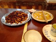 -黄桷树曹家私房菜(江与城店)