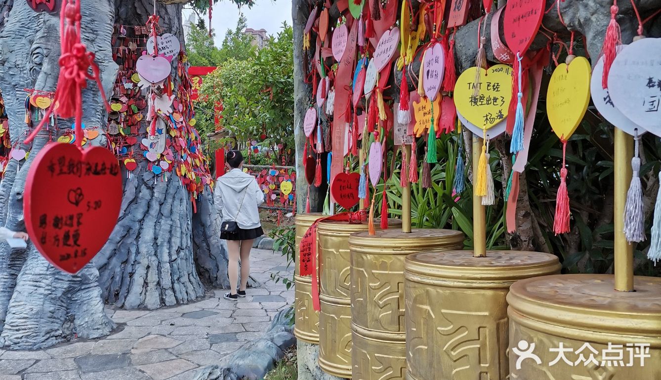 游乐园历险记[吐]坐完沙漠飞车勇气全无😭🙏