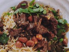 -阿阳牛腩腌面店