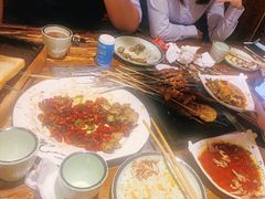 -小俩口烧烤东北菜(双井店)