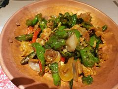 -云海肴·汽锅鸡·云南菜(天山百盛优客店)