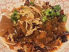 -五谷丰登农家院·地道胶东菜·海鲜烧烤(威海店)