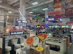 -百安居装修建材卖场(泰然店)