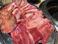 -和牛放题的殿堂 肉屋横丁(秋叶原店)