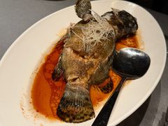 -左庭右院鲜牛肉火锅黑金店(陆家嘴中心店)