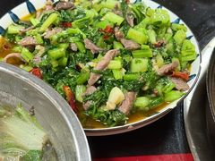 青菜牛肉-鹏林天龙鸡杂