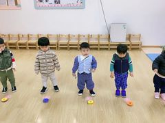 -黄浦乐烁龙鱼宝贝托育园(海潮路校区)