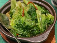 啫啫生菜煲-誉八仙粤菜(万象天地店)