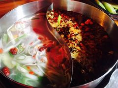 -乐山串串香老火锅(鼓楼店)