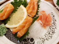 三文鱼刺身-桃太郎创作料理(大坪店)