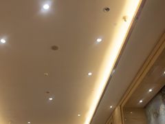 -王牌国际酒店(深圳北站店)