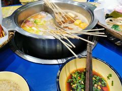 -马路边边·成都串串(翠柏路店)