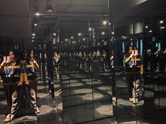 -穹六人间 people 6(岳阳路店)