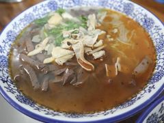 -叶新小吃店(来凤小区总店)