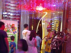 -四海一家自助餐(益田假日广场店)