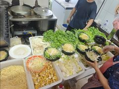 -小街曹师傅砂锅麻辣烫(亚泰大街店)