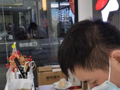 -眼博士眼镜(临港宝龙店)