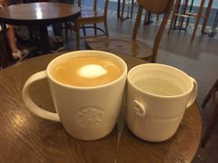 -星巴克(广州正佳广场4层店)