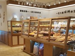 -小飞象面包公社(珠江路金鹰店)