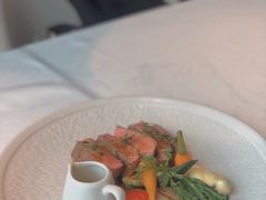 低温澳洲谷饲安格斯肉眼佐牛汁-L'amour澜茉·轻法餐