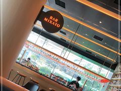 -星巴克臻选(上海合生汇1F店)