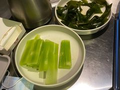 -龙巢盱眙龙虾·牛蛙·烧烤宵夜(八卦岭店)