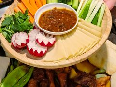 -哈尔滨烧烤·山河村铁锅炖(交大店)