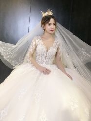 点击看大图 -艾米丽婚纱礼服