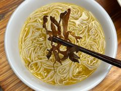 -文山荷鲜居(翠湖店)