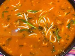 -香巴拉云南餐厅(华莱坞店)