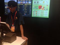 -麦当劳(长兴路万达店)