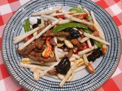 花生苗炒牛柳-龙桥私厨·姜花菊花过桥鱼·顺德菜(容桂店)