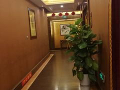 -济南环联鲁菜皇大酒店(山东大学洪楼店)