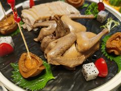 秘制乳鸽-新兴·金羊座·粤菜点心(乐峰店)