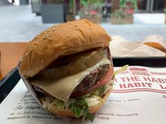 -The Habit Burger Grill 哈比特汉堡(复兴soho店)