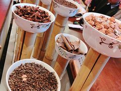 -成都你六姐·牛肉冒菜(城市集市合生汇店)