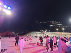 -鳌山滑雪度假区