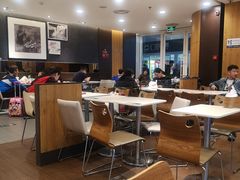 大堂-肯德基(北京南站店)