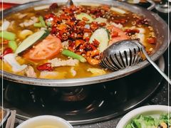 -小饕荟雅安贡椒鱼鲜馆(广福桥店)