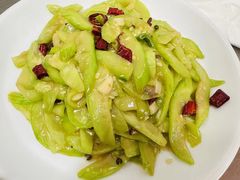 -嫩芽 ·地道重庆菜(十八梯露台夜景店)