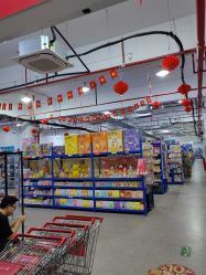 -逝水玩具折扣店