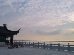 -上海滴水湖皇冠假日酒店