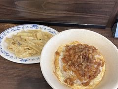 -阿英卤肉饭