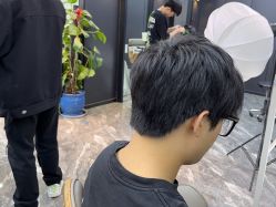 -藤野造型·专业烫染店