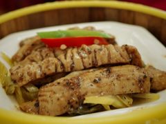 黑椒酸菜蒸大肠-吉莲利苑海鲜酒家(珠海拱北28年老字号店)