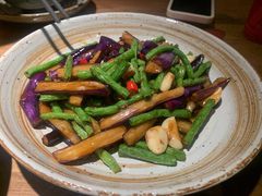 -青年公社烤鸭(滨湖银泰店)