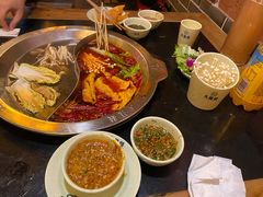 -大龙辣火锅·龙虾·烧烤(湖滨新天地店)