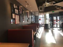 大堂-必胜客(新中纬店)