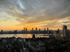 -东方豪景花园酒店·怡景旋转餐厅